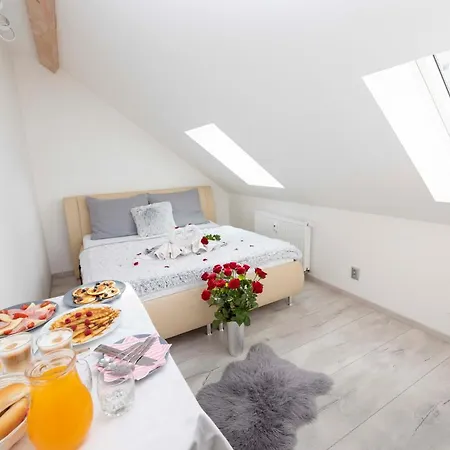 Vip Heinz Aparthotel