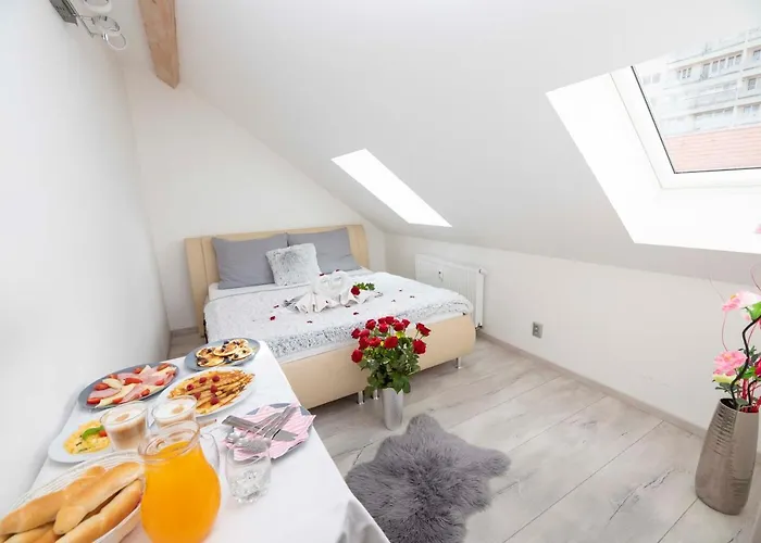 Vip Heinz Aparthotel